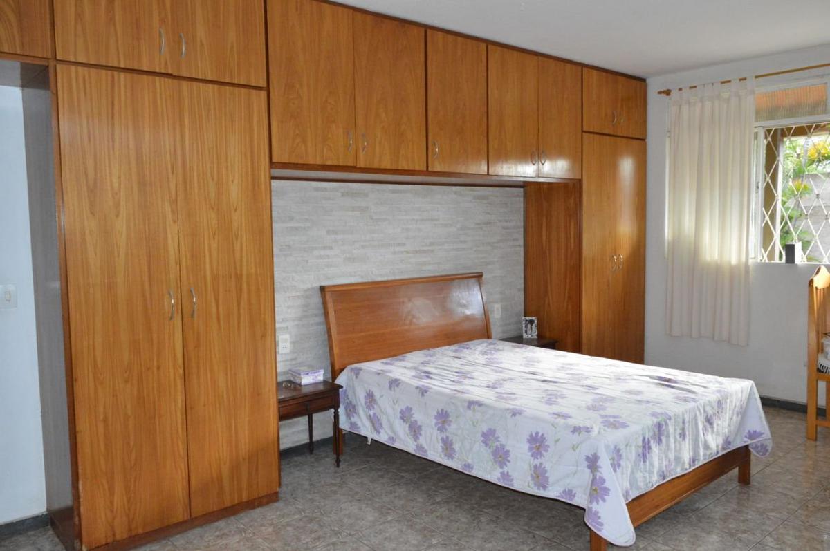 Casa, Trevo, 2 Quartos, 10 Vagas, 1 Suíte