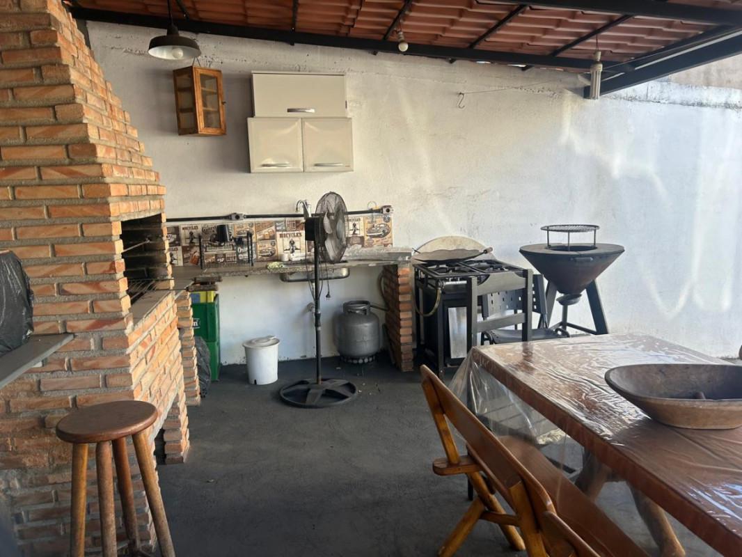 Casa, Tirol (barreiro), 3 Quartos, 5 Vagas