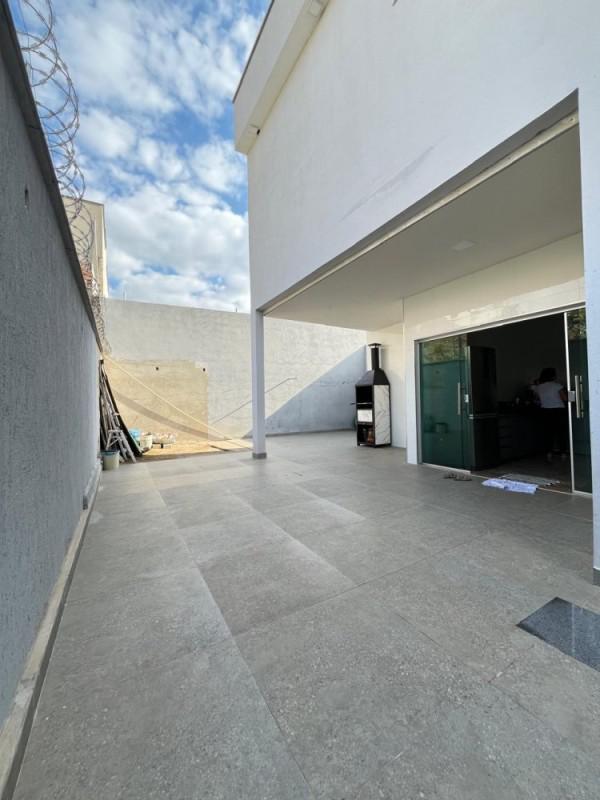 Casa, Vila Satélite, 3 Quartos, 4 Vagas, 1 Suíte