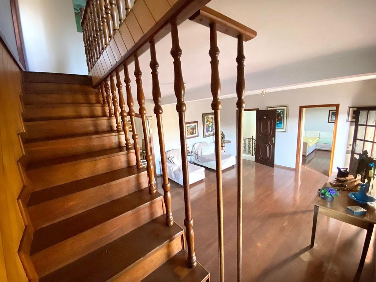 Casa, Caiçaras, 5 Quartos, 7 Vagas, 1 Suíte