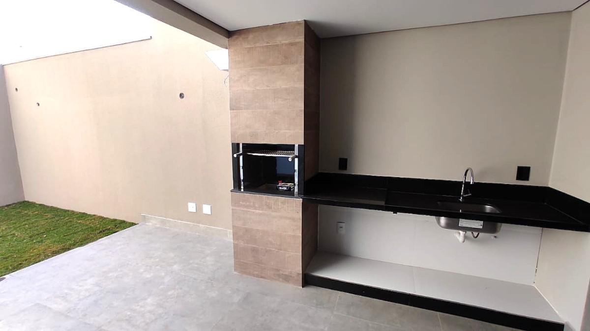 Casa, Jaraguá, 4 Quartos, 3 Vagas, 1 Suíte