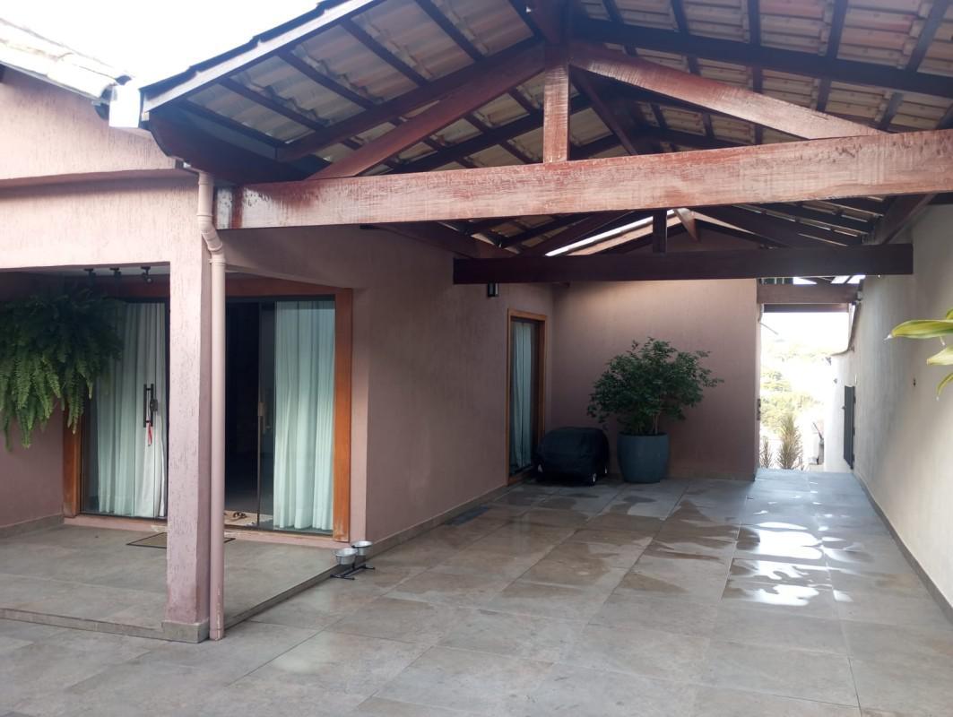 Casa, Nova Gameleira, 3 Quartos, 3 Vagas, 2 Suítes