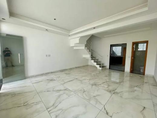 Casa, Rio Branco, 3 Quartos, 2 Vagas, 1 Suíte