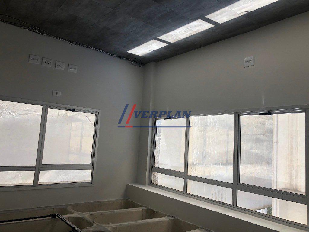 Prédio, Funcionários, 3 Vagas