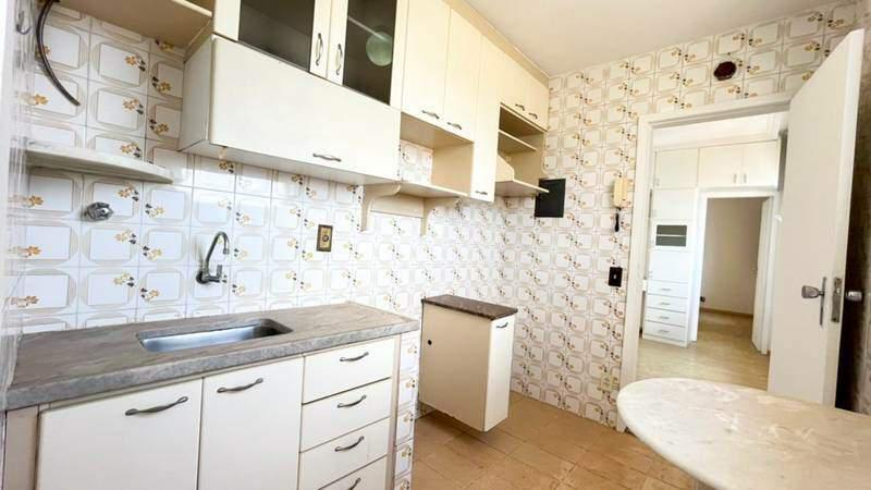 Apartamento, Floresta, 1 Quarto, 1 Vaga, 1 Suíte