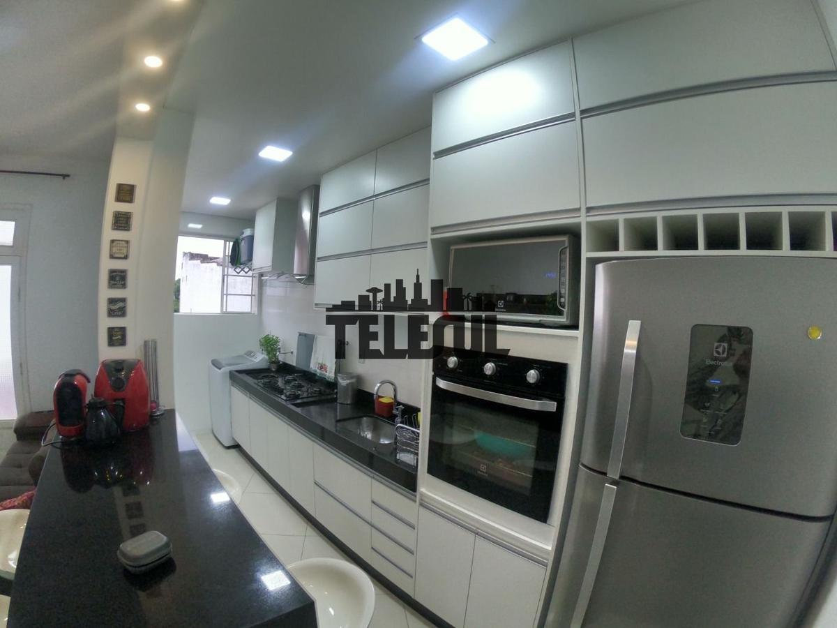 Apartamento, Centro, 2 Quartos, 0 Vaga