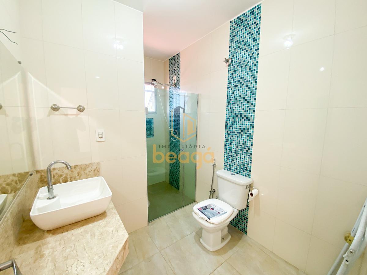 Casa, São Gotardo, 5 Quartos, 6 Vagas, 1 Suíte