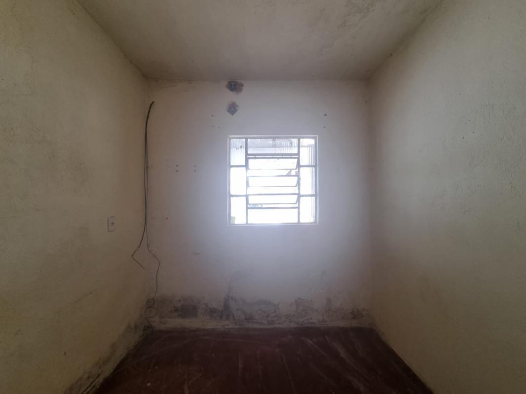 Quitinete, Industrial, 1 Quarto, 0 Vaga