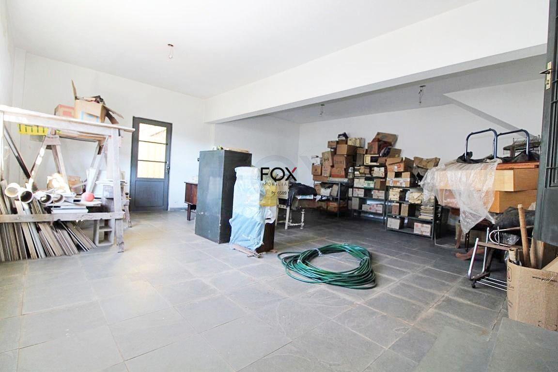 Casa, Luxemburgo, 4 Quartos, 4 Vagas, 1 Suíte
