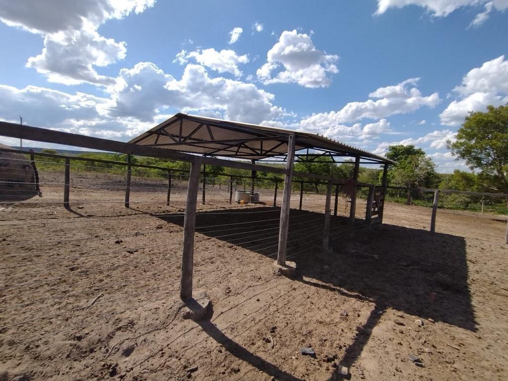 Fazenda, Zona Rural, 2 Quartos, 0 Vaga