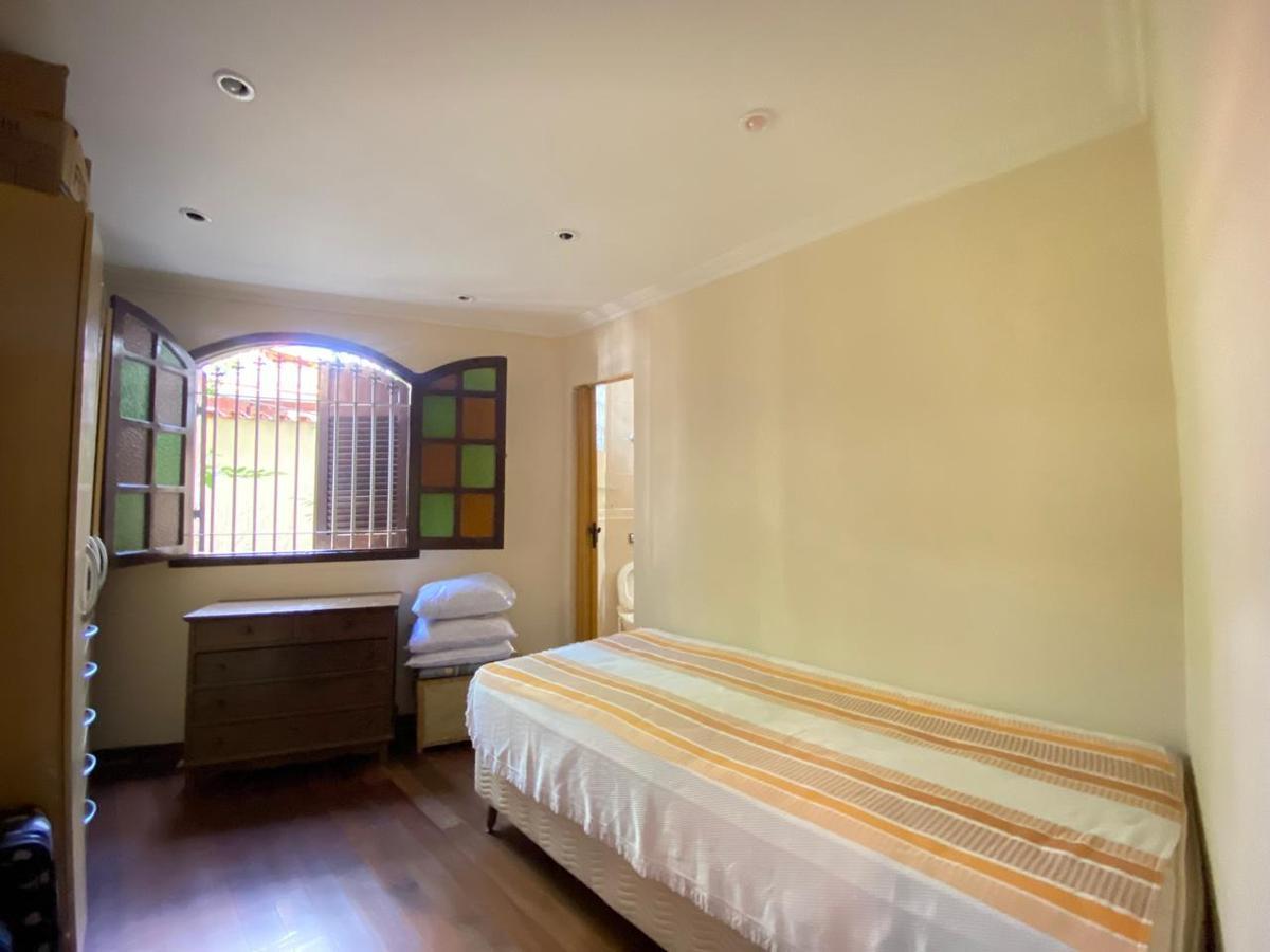 Casa, Horto, 4 Quartos, 7 Vagas, 2 Suítes