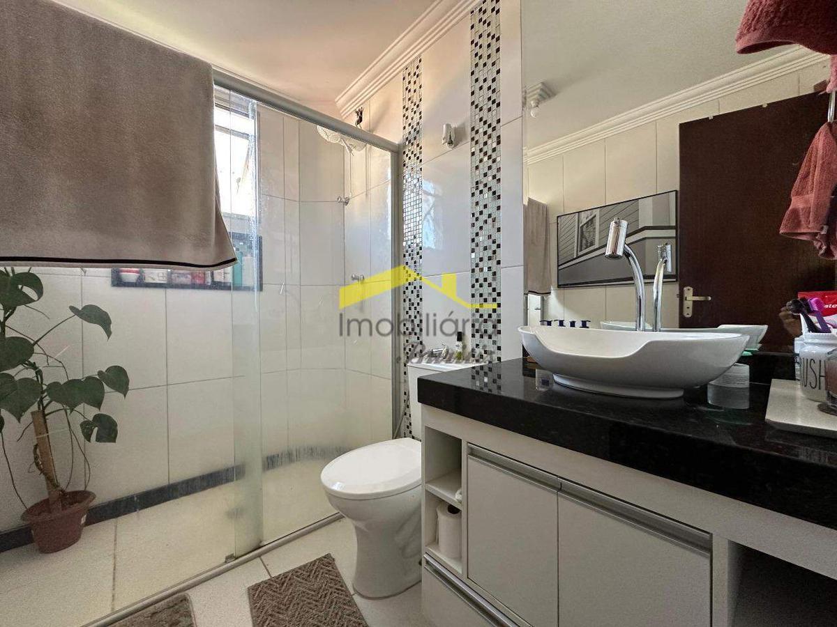 Apartamento, Estoril, 3 Quartos, 1 Vaga