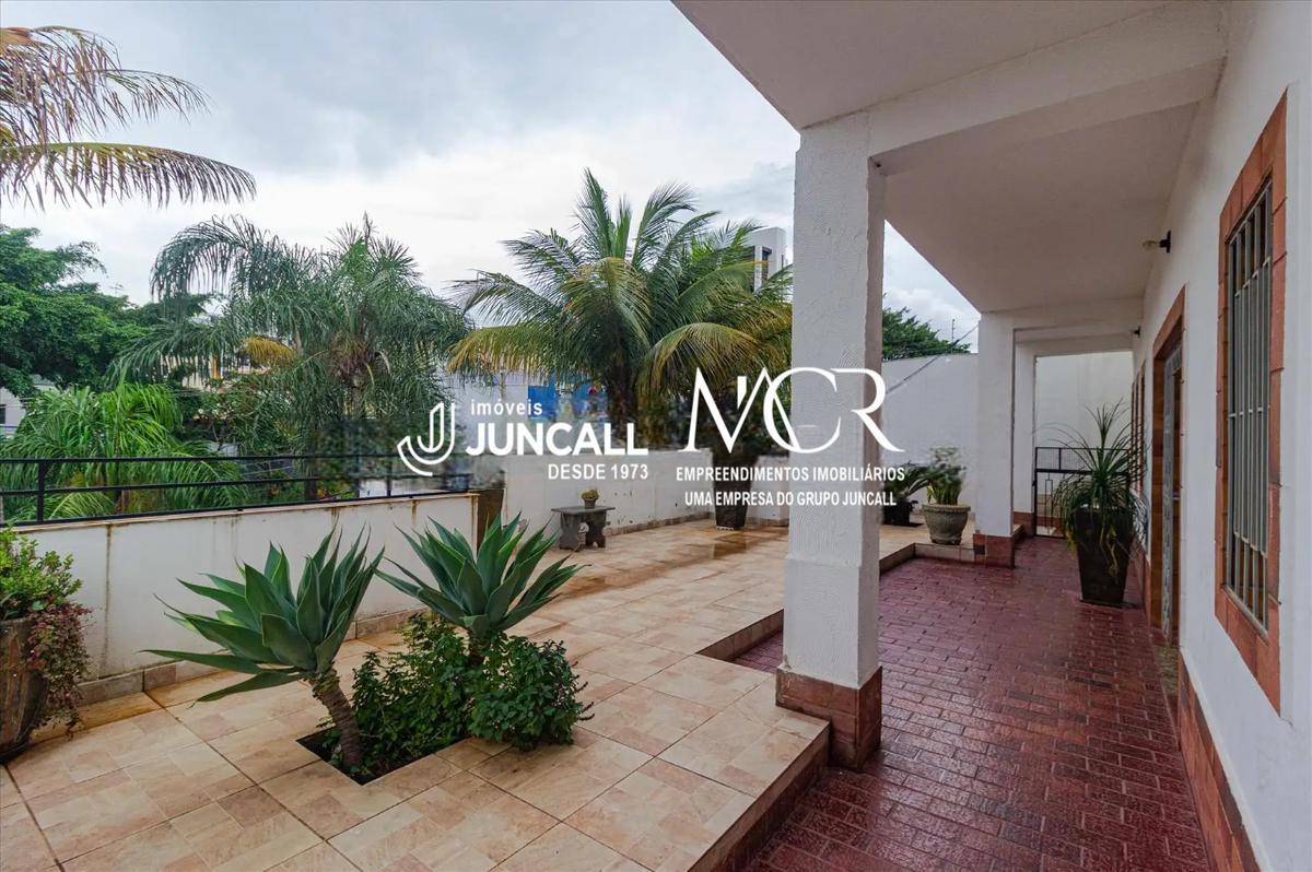 Casa, Castelo, 5 Quartos, 2 Vagas, 1 Suíte