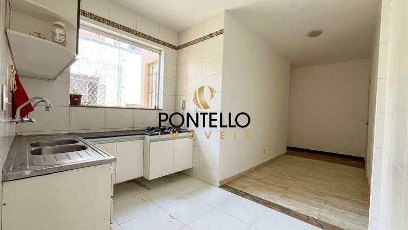 Apartamento, Floresta, 3 Quartos, 0 Vaga, 1 Suíte