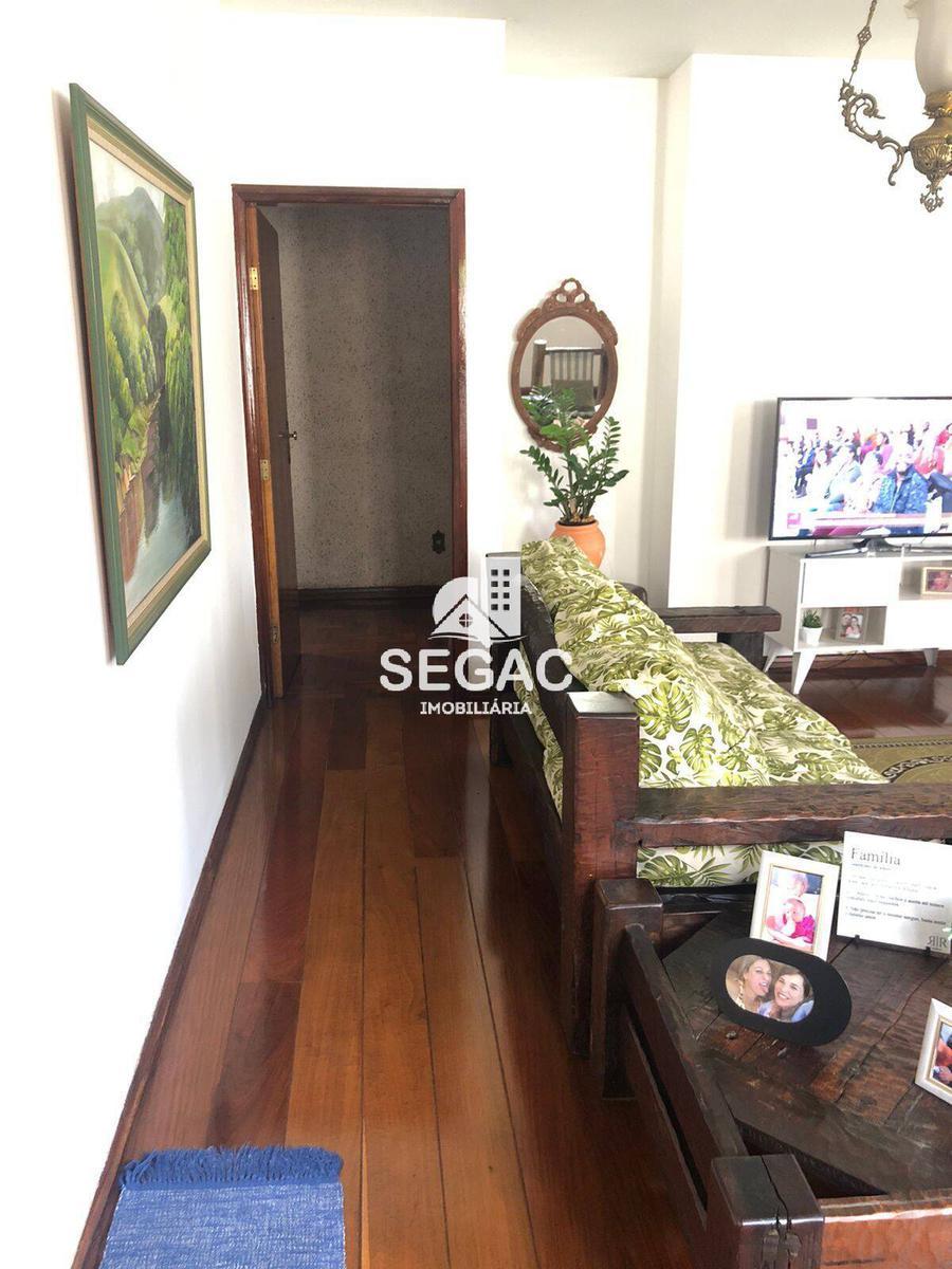 Casa, Havaí, 6 Quartos, 3 Vagas, 1 Suíte