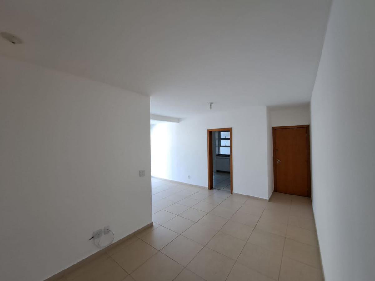 Apartamento, Sagrada Família, 3 Quartos, 2 Vagas, 1 Suíte