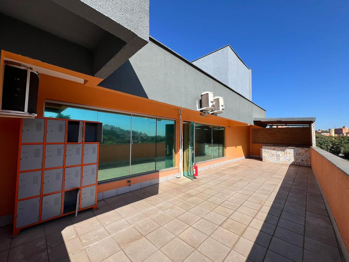 Andar, Estoril, 0 Quarto, 17 Vagas