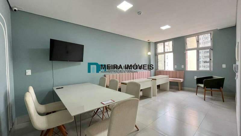 Cobertura, Centro, 2 Quartos, 0 Vaga, 4 Suítes