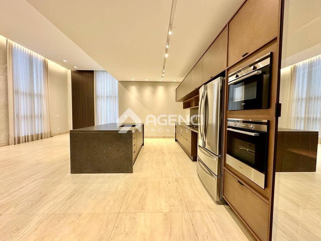 Casa, Alphaville - Lagoa dos Ingleses, 4 Quartos, 0 Vaga, 4 Suítes