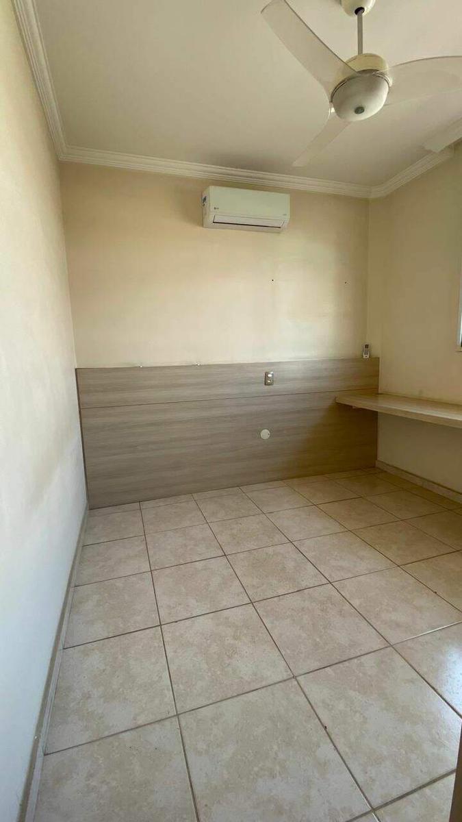 Casa, Centro, 3 Quartos, 2 Vagas, 1 Suíte