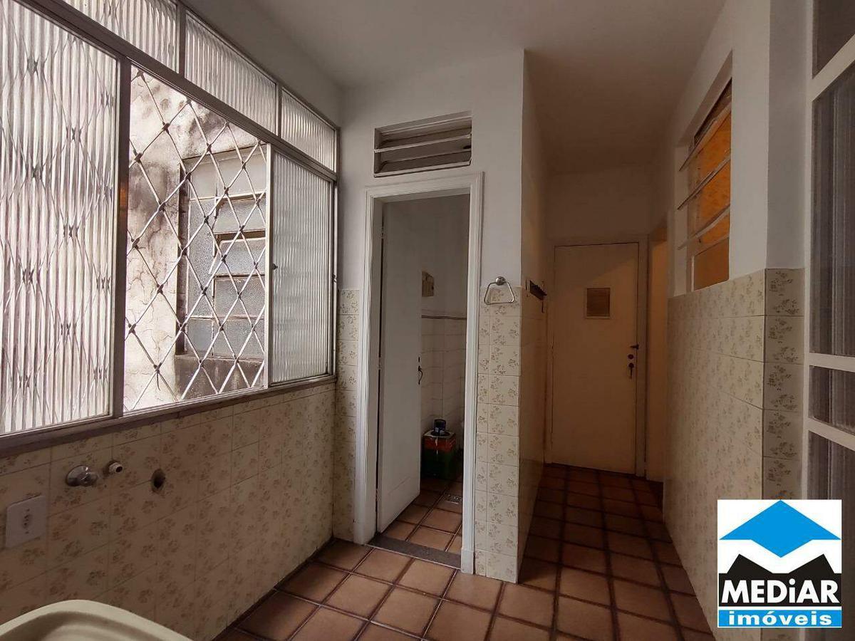 Apartamento, Centro, 2 Quartos, 0 Vaga