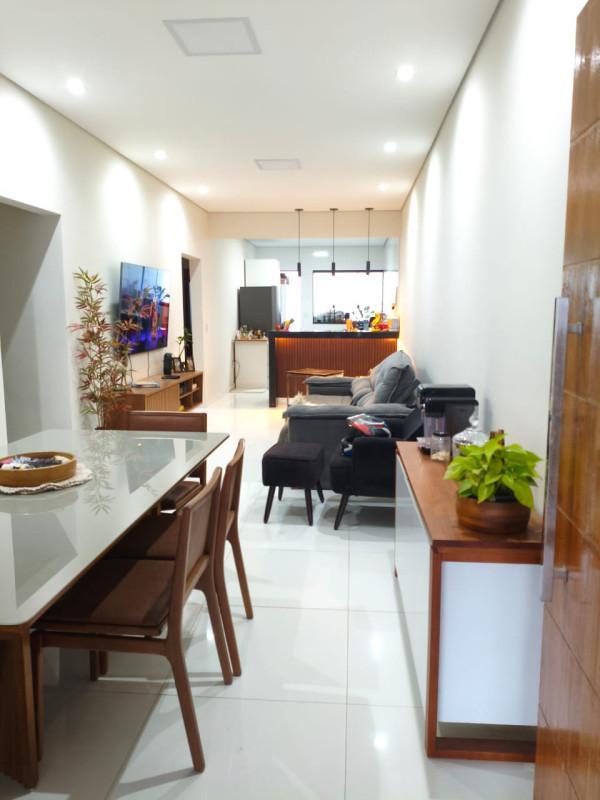 Casa, Tropical, 3 Quartos, 4 Vagas, 1 Suíte