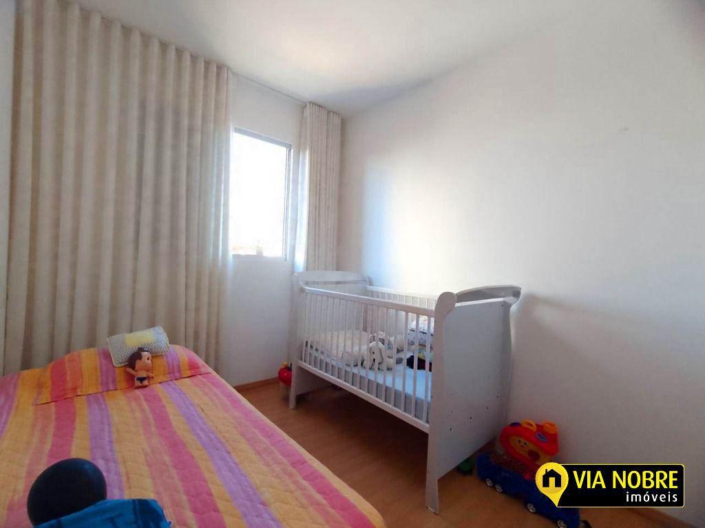 Cobertura, Estoril, 2 Quartos, 2 Vagas, 2 Suítes