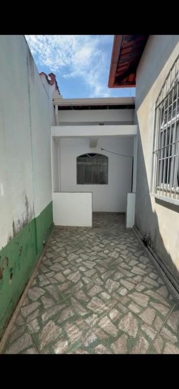 Casa, Três Barras, 2 Quartos, 0 Vaga