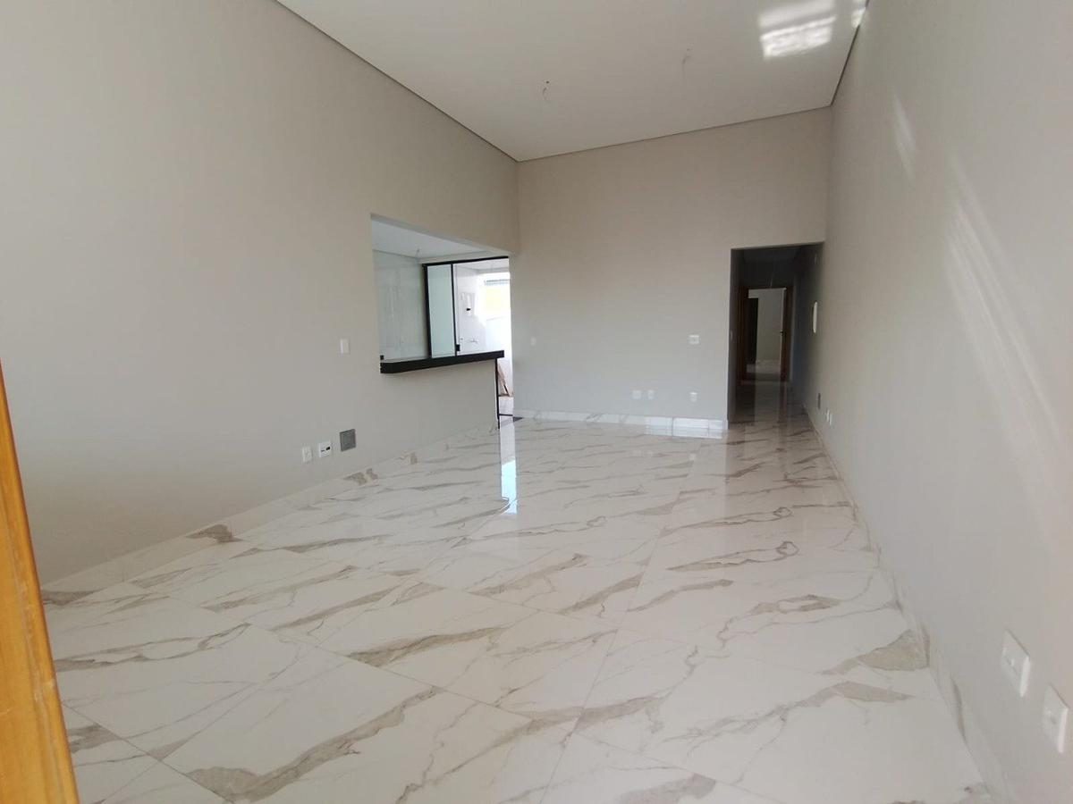 Casa, Rio Branco, 3 Quartos, 2 Vagas, 1 Suíte