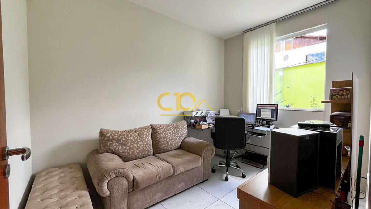 Casa, Santa Efigênia, 3 Quartos, 2 Vagas, 2 Suítes