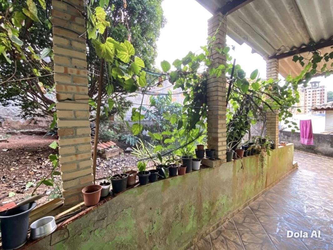Casa, Teixeira Dias (barreiro), 4 Quartos, 0 Vaga