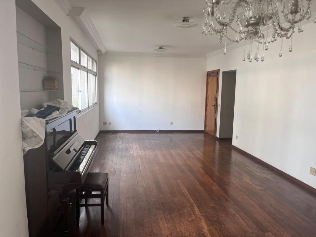 Apartamento, Funcionários, 4 Quartos, 2 Vagas, 1 Suíte