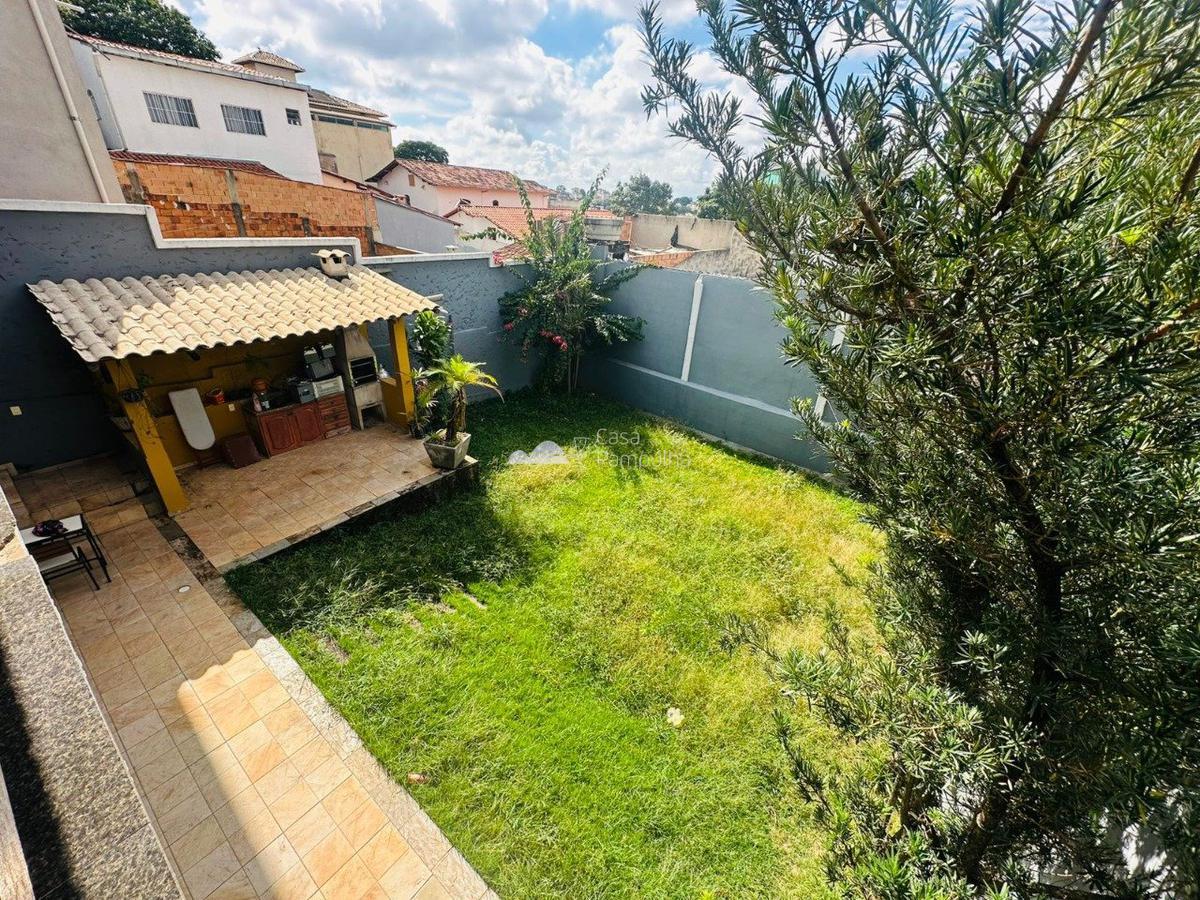 Casa, Santa Mônica, 2 Quartos, 4 Vagas, 1 Suíte