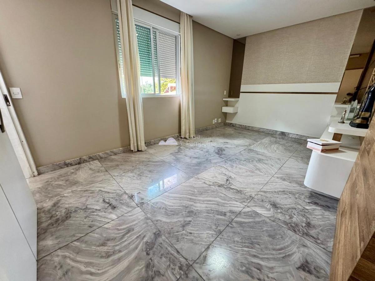 Casa, Itapoã, 4 Quartos, 3 Vagas, 1 Suíte