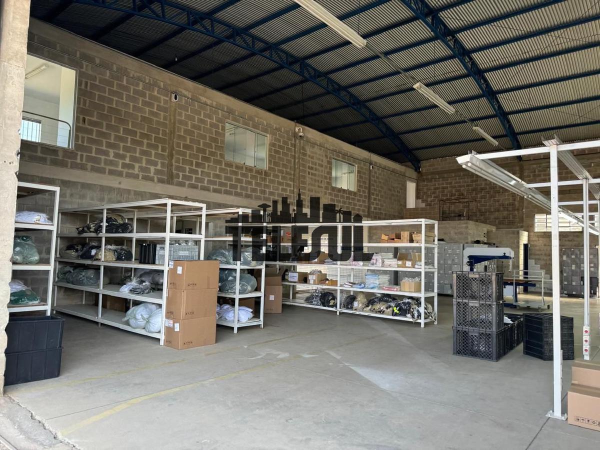 Galpão, Distrito Industrial Miguel de Luca, 0 Quarto, 0 Vaga