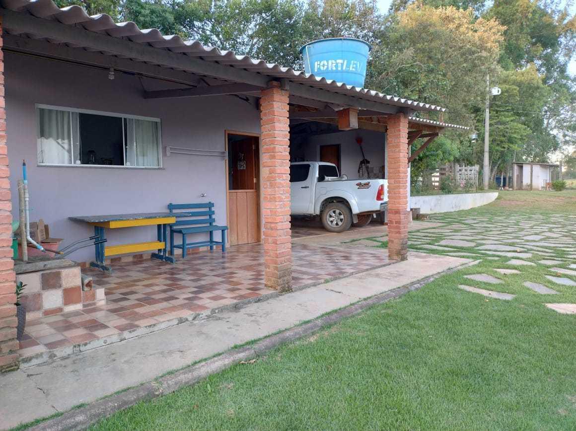 Fazenda, Zona Rural, 3 Quartos, 2 Vagas, 2 Suítes