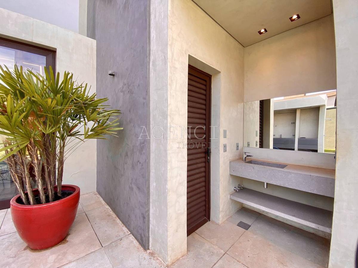 Casa, Alphaville - Lagoa dos Ingleses, 4 Quartos, 0 Vaga, 4 Suítes