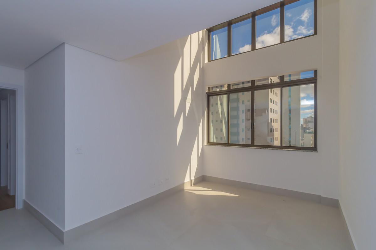 Cobertura, Serra, 3 Quartos, 2 Vagas, 1 Suíte