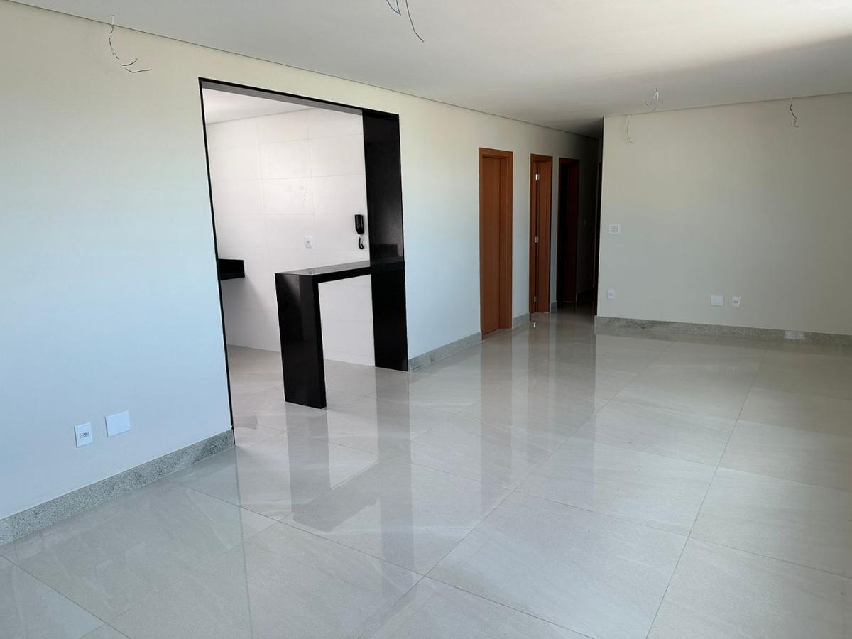 Apartamento, Serrano, 4 Quartos, 3 Vagas, 1 Suíte