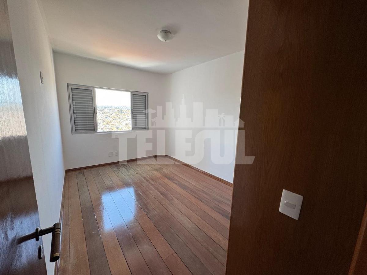 Apartamento, Centro, 3 Quartos, 2 Vagas, 1 Suíte
