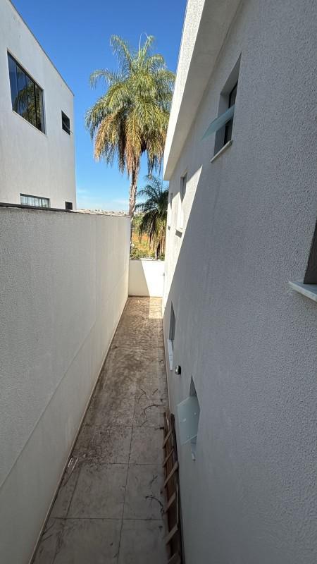 Casa, Vale das Orquídeas, 3 Quartos, 2 Vagas, 1 Suíte