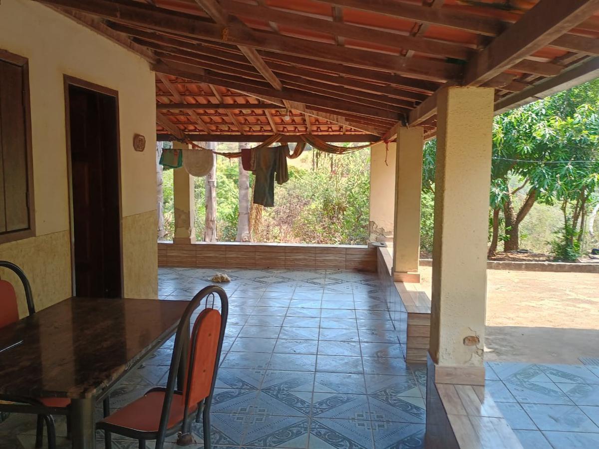 Fazenda, Centro, 3 Quartos, 10 Vagas, 1 Suíte