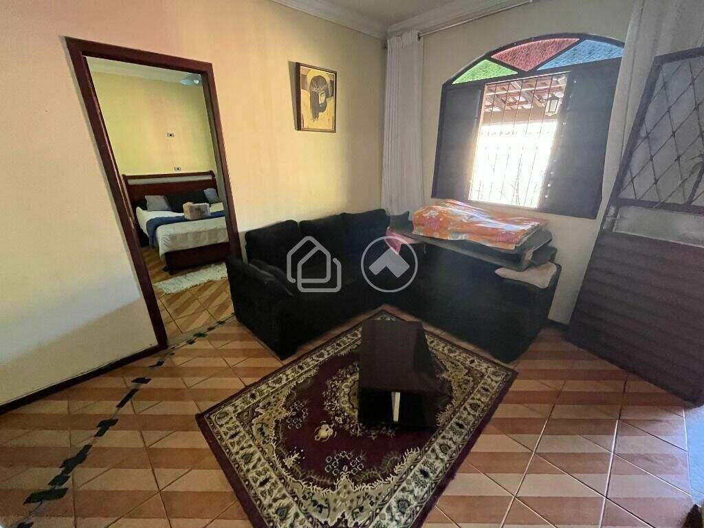 Casa, Novo das Indústrias (barreiro), 3 Quartos, 4 Vagas, 1 Suíte