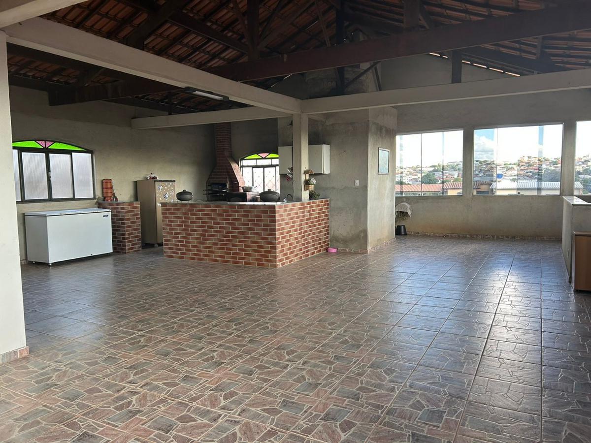 Casa, Parque Xangri-lá, 3 Quartos, 5 Vagas, 1 Suíte