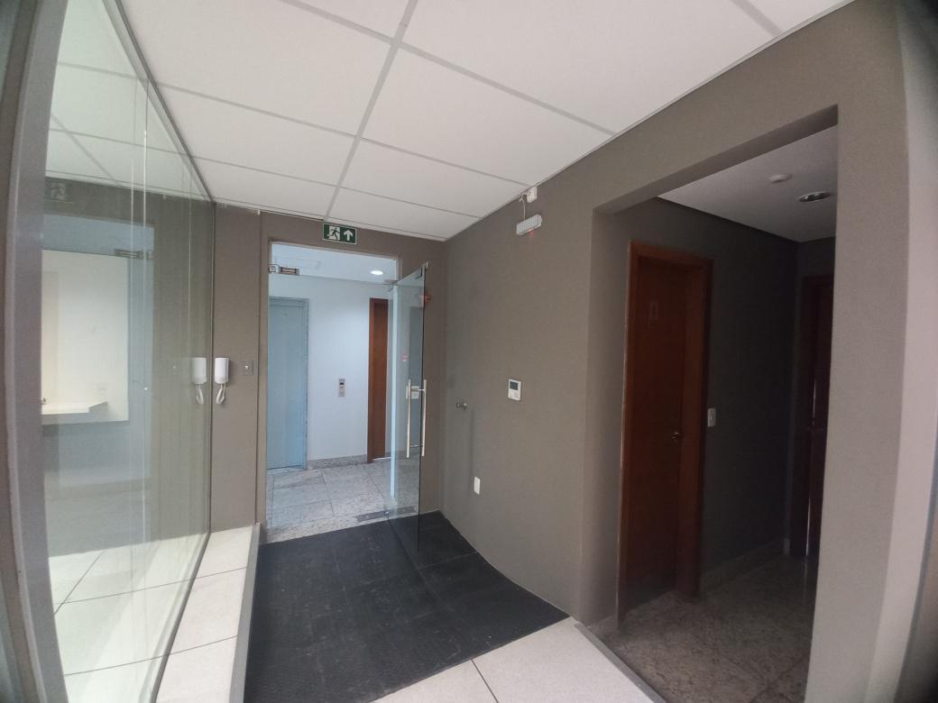 Sala, Savassi, 0 Quarto, 2 Vagas