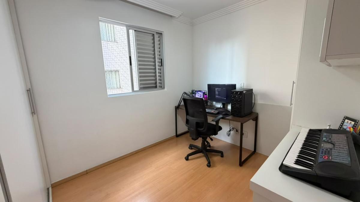 Apartamento, Castelo, 3 Quartos, 2 Vagas, 1 Suíte