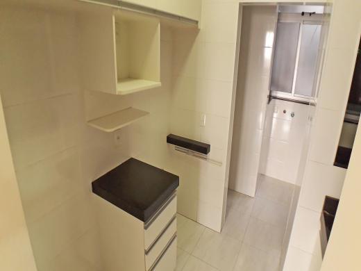 Apartamento, Centro, 2 Quartos, 0 Vaga, 1 Suíte