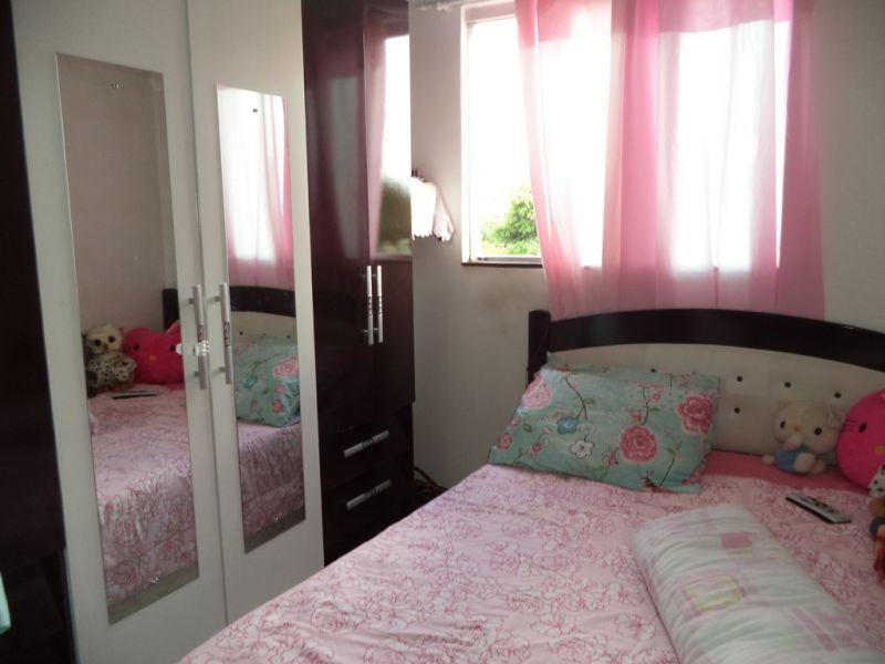 Casa, Guanabara, 2 Quartos, 3 Vagas, 0 Suíte