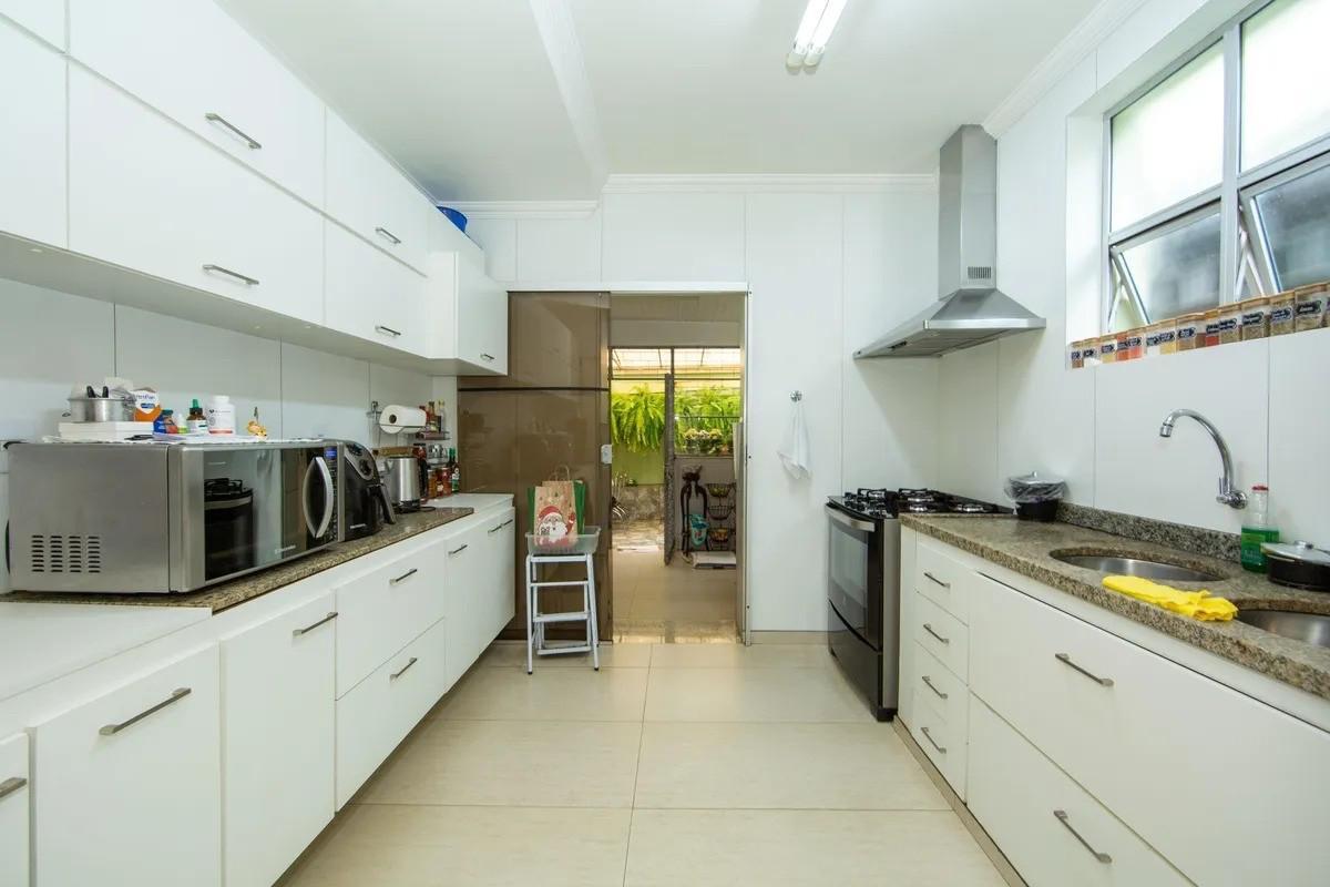 Casa, Prado, 5 Quartos, 6 Vagas, 2 Suítes