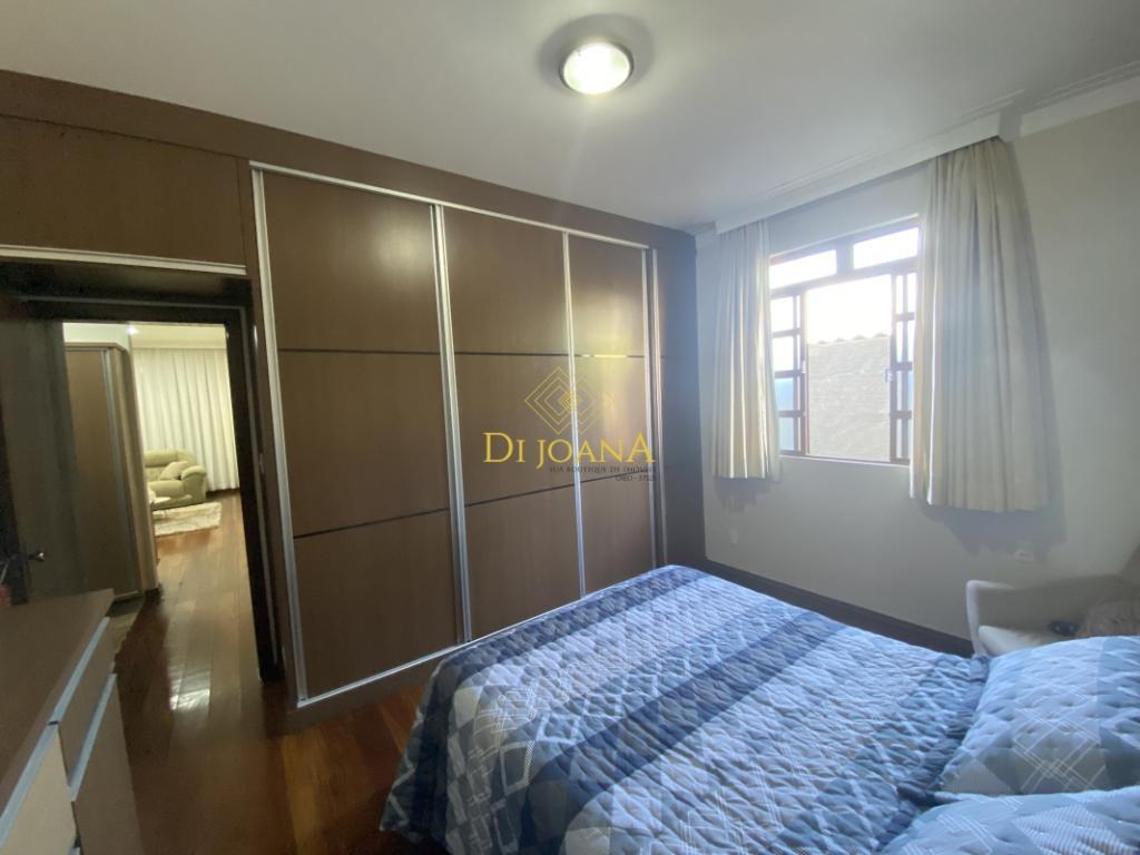 Casa, Vianópolis, 4 Quartos, 3 Vagas, 1 Suíte